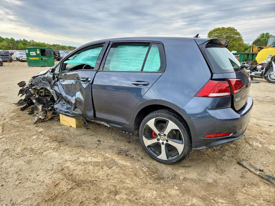 51085716 :رقم المزاد ، 3VW447AU6JM273133 vin ، 2018 Volkswagen Gti مزاد بيع