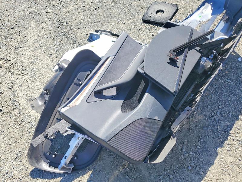 48245936 :رقم المزاد ، 7SAYGDEE9RF069927 vin ، 2024 Tesla Model Y مزاد بيع