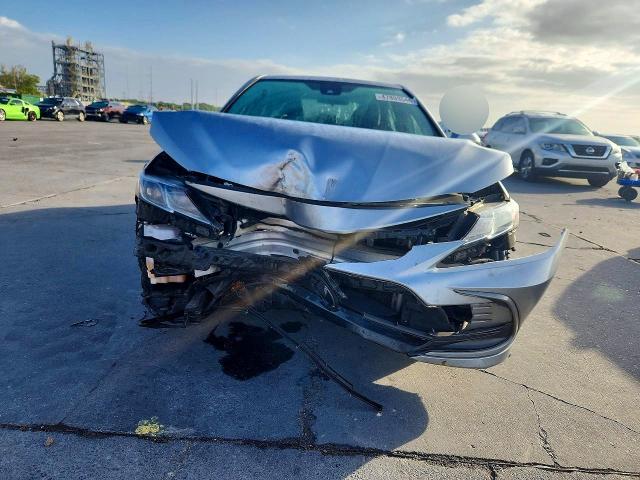 2024 Toyota Camry მანქანა იყიდება აუქციონზე, vin: 4T1C11AK0RU842984, აუქციონის ნომერი: 47893546