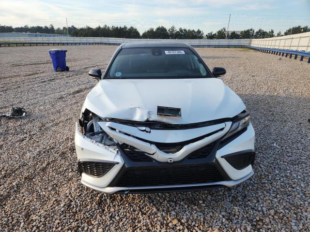 48707386 :رقم المزاد ، 4T1K61AKXNU064569 vin ، 2022 Toyota Camry مزاد بيع