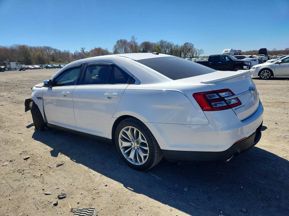 2015 Ford Taurus მანქანა იყიდება აუქციონზე, vin: 1FAHP2F80FG182263, აუქციონის ნომერი: 51309796