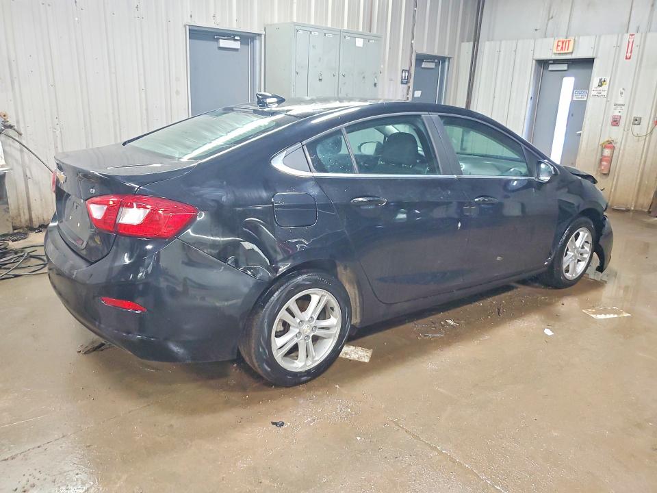 Продаж на аукціоні авто 2018 Chevrolet Cruze, vin: 1G1BE5SM3J7112221, номер лоту: 48988276