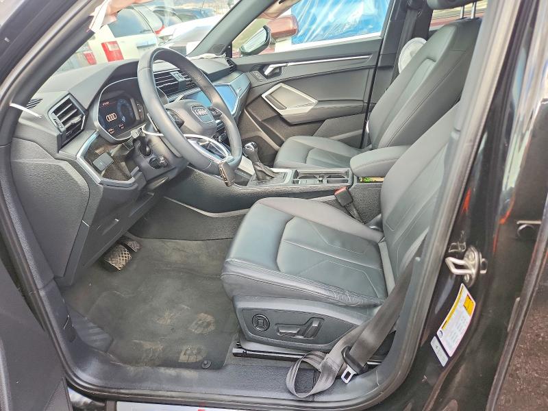 48106776 :رقم المزاد ، WA1DECF39M1021333 vin ، 2021 Audi Q3 مزاد بيع