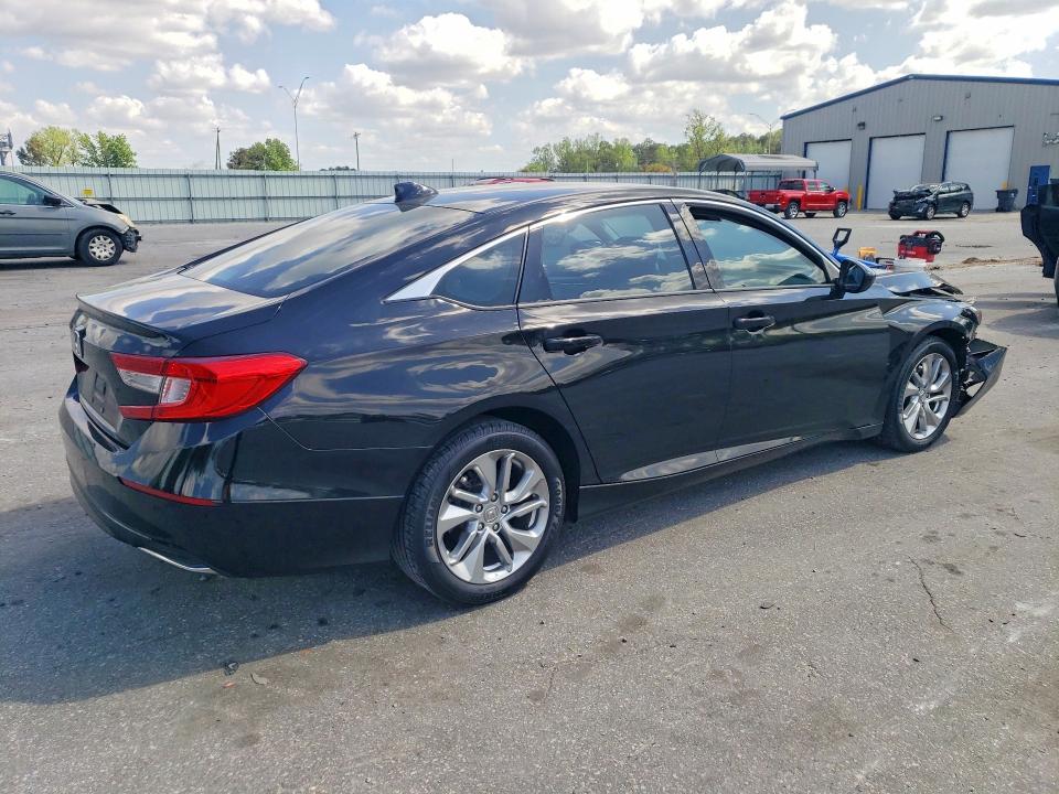 Продаж на аукціоні авто 2018 Honda Accord, vin: 1HGCV1F12JA030246, номер лоту: 48620696