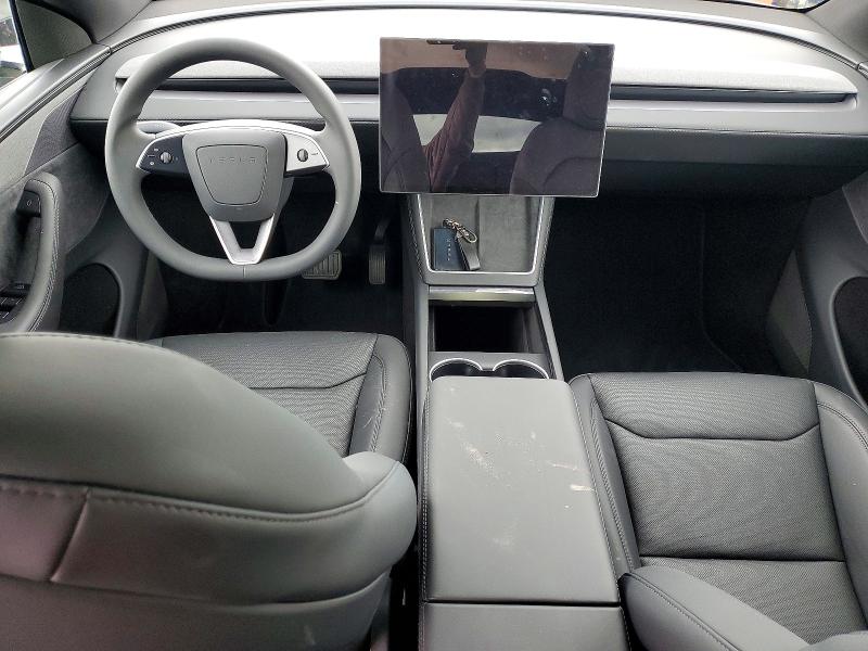 51758786 :رقم المزاد ، 7SAYGDED8TA663808 vin ، 2026 Tesla Model Y مزاد بيع