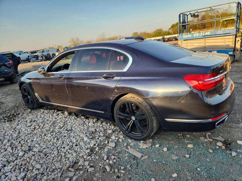 50725476 :رقم المزاد ، WBA7F2C5XGG417172 vin ، 2016 Bmw 750 مزاد بيع