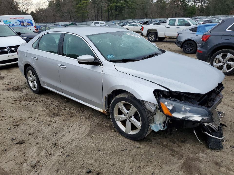 2012 Volkswagen Passat მანქანა იყიდება აუქციონზე, vin: 1VWBP7A38CC075387, აუქციონის ნომერი: 48093226