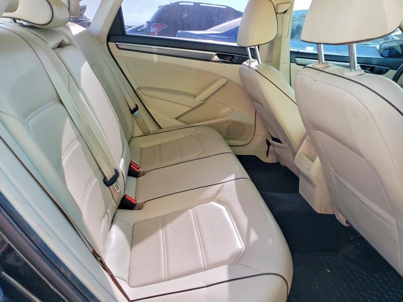 2017 Volkswagen Passat მანქანა იყიდება აუქციონზე, vin: 1VWDT7A36HC006130, აუქციონის ნომერი: 48570996