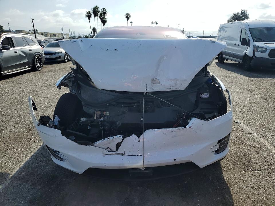 Auction sale of the 2016 Tesla Model X, vin: 5YJXCAE20GF001540, lot number: 50425456