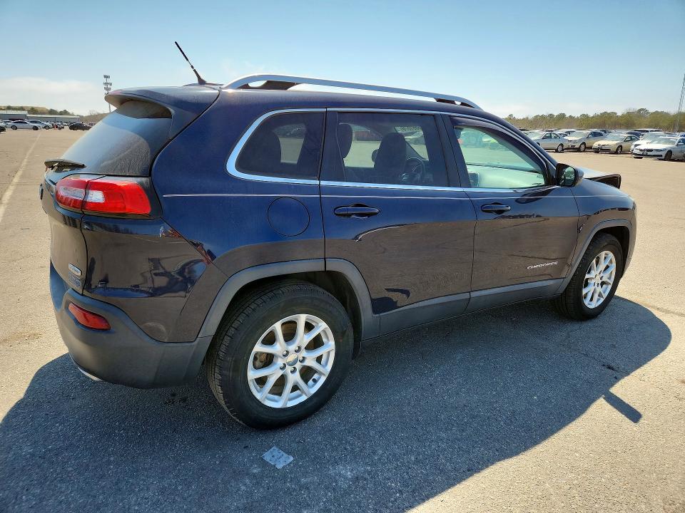 2015 Jeep Cherokee მანქანა იყიდება აუქციონზე, vin: 1C4PJMCS2FW692543, აუქციონის ნომერი: 49591576