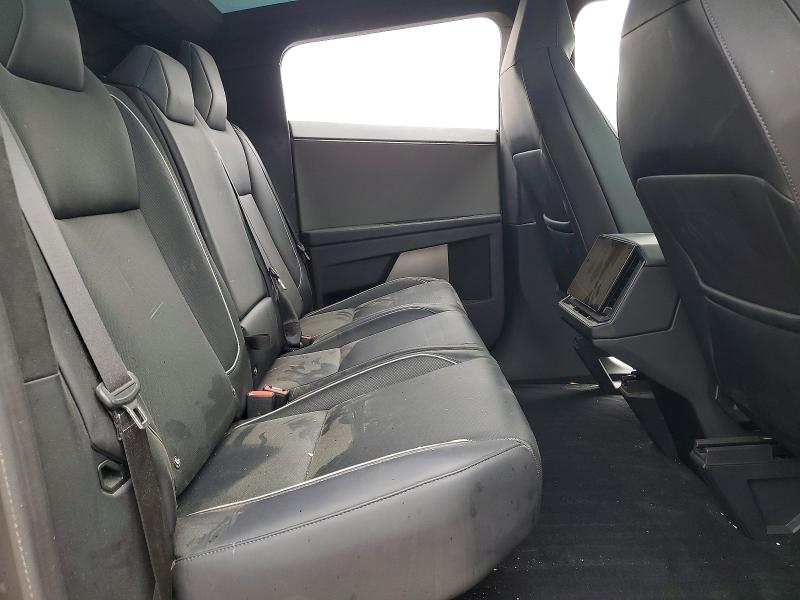 48627916 :رقم المزاد ، 7G2CEHED8RA025861 vin ، 2024 Tesla Cybertruck مزاد بيع