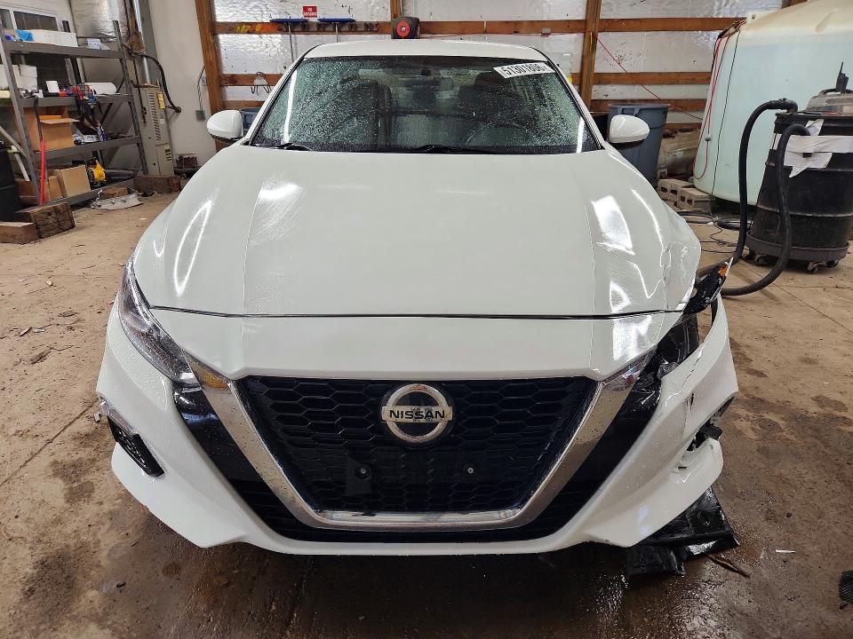 2019 Nissan Altima მანქანა იყიდება აუქციონზე, vin: 1N4BL4BV8KC198172, აუქციონის ნომერი: 51301806
