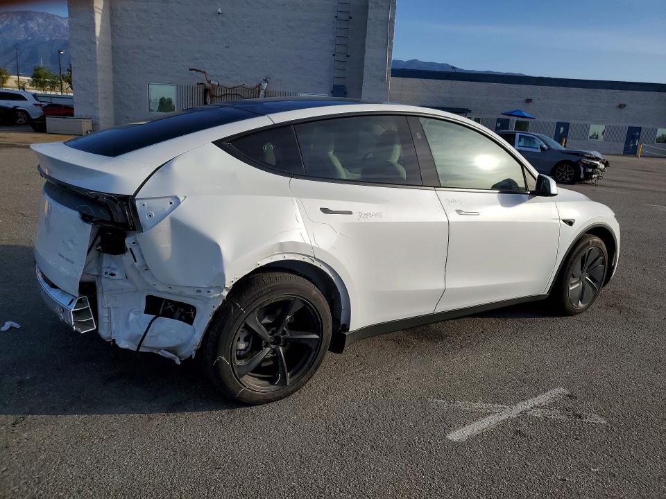 Продажа на аукционе авто 2026 Tesla Model Y, vin: 7SAYGDEE0TF355088, номер лота: 50306046