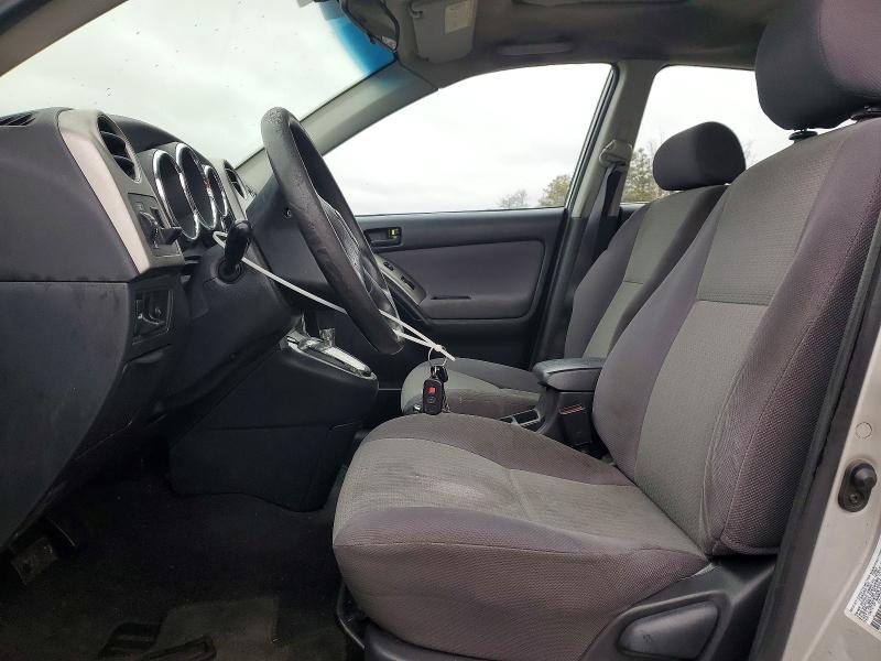 48490196 :رقم المزاد ، 2T1LR32EX3C102204 vin ، 2005 Toyota Matrix مزاد بيع