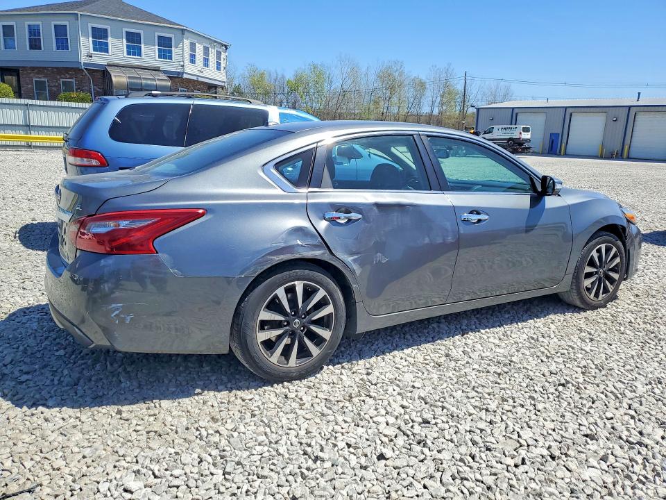 Продаж на аукціоні авто 2018 Nissan Altima, vin: 1N4AL3APXJC173829, номер лоту: 49957356