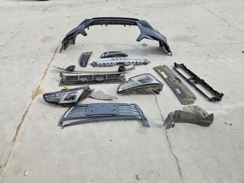 2018 Audi A4 მანქანა იყიდება აუქციონზე, vin: WAUDNAF42JA055108, აუქციონის ნომერი: 48811816
