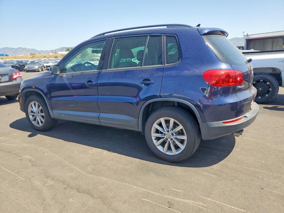 2015 Volkswagen Tiguan მანქანა იყიდება აუქციონზე, vin: WVGAV7AX2FW597504, აუქციონის ნომერი: 51684636