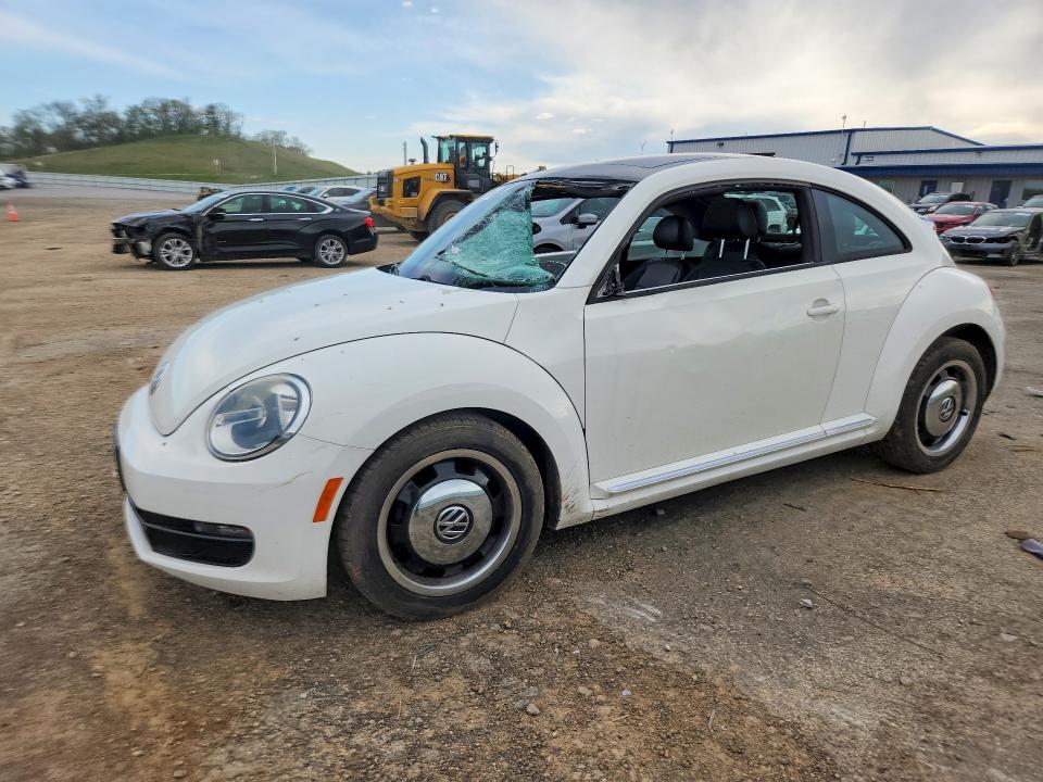 51682166 :رقم المزاد ، 3VWJP7AT7CM645888 vin ، 2012 Volkswagen Beetle مزاد بيع