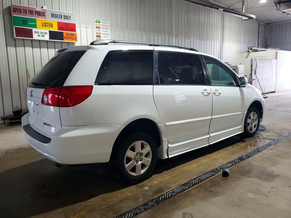 Aukcja sprzedaży 2006 Toyota Sienna, vin: 5TDZA22C56S494451, numer aukcji: 51689396