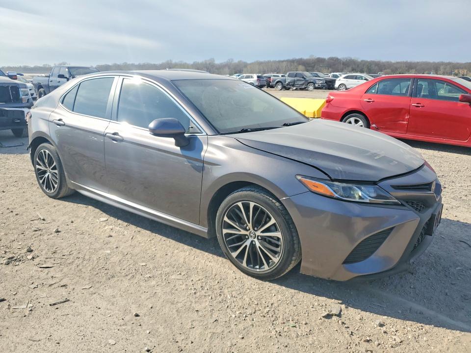 Продажа на аукционе авто 2018 Toyota Camry, vin: 4T1B11HK4JU019724, номер лота: 48680376