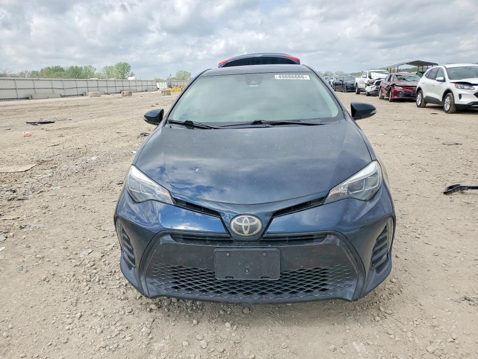 49886686 :رقم المزاد ، 5YFBURHE1HP616132 vin ، 2017 Toyota Corolla مزاد بيع