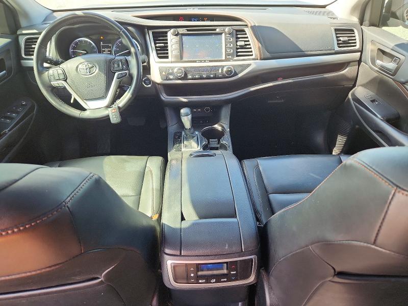 Продаж на аукціоні авто 2019 Toyota Highlander, vin: 5TDJZRFH1KS563442, номер лоту: 50402786