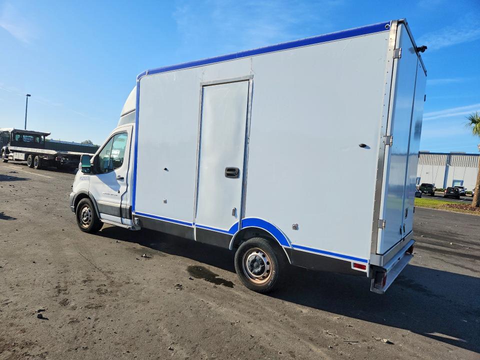 2020 Ford Transit მანქანა იყიდება აუქციონზე, vin: 1FDBW5Z8XLKB30322, აუქციონის ნომერი: 49637506