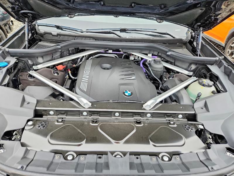 48575116 :رقم المزاد ، 5UX23EM01T9331188 vin ، 2026 Bmw X7 مزاد بيع