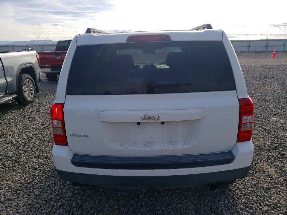 49035966 :رقم المزاد ، 1C4NJRBB1ED835188 vin ، 2014 Jep Patriot مزاد بيع