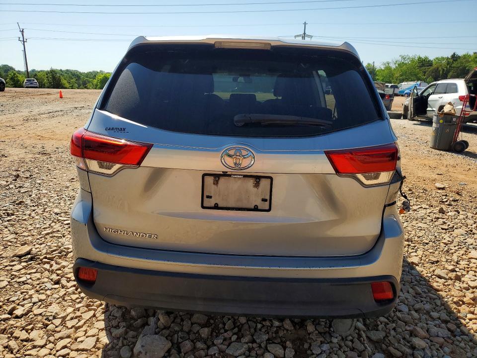 Auction sale of the 2017 Toyota Highlander, vin: 5TDZARFHXHS027155, lot number: 50999586