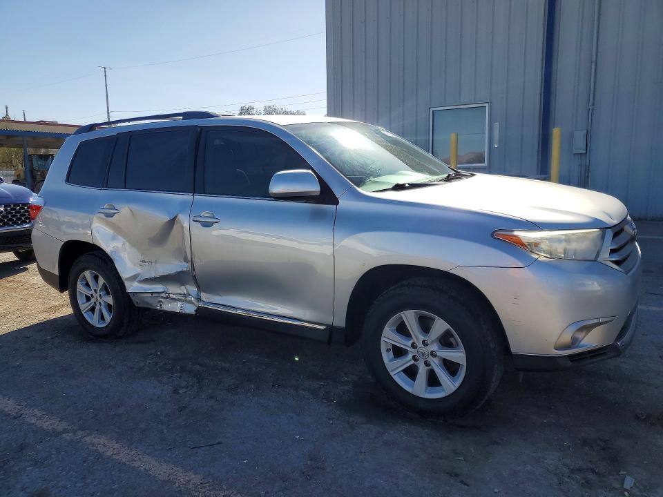 50489626 :رقم المزاد ، 5TDZK3EH8DS132055 vin ، 2013 Toyota Highlander مزاد بيع
