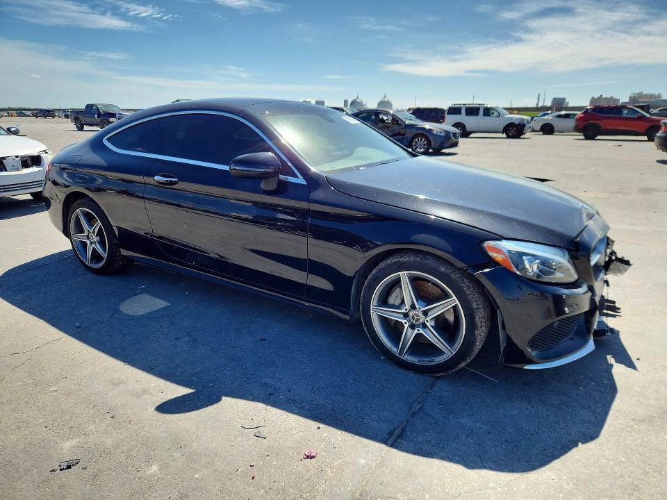 48962606 :رقم المزاد ، WDDWJ4KB9HF447275 vin ، 2017 Mercedes-benz C مزاد بيع