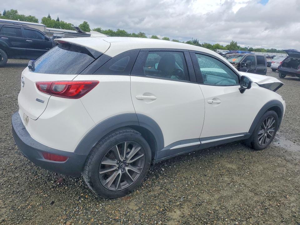50673496 :رقم المزاد ، JM1DKFD79H0166230 vin ، 2017 Mazda Cx-3 مزاد بيع