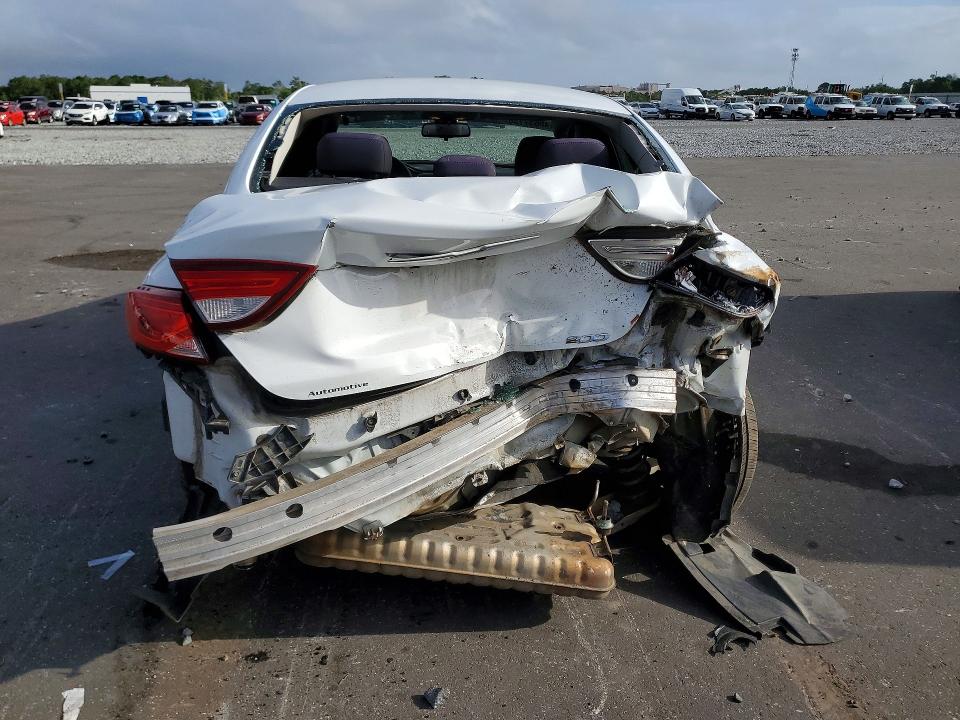 Продажа на аукционе авто 2015 Chrysler 200, vin: 1C3CCCAB0FN598354, номер лота: 48537736
