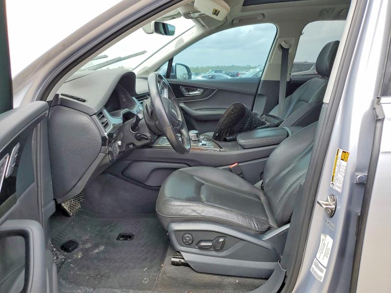49759086 :رقم المزاد ، WA1VAAF71HD001105 vin ، 2017 Audi Q7 مزاد بيع