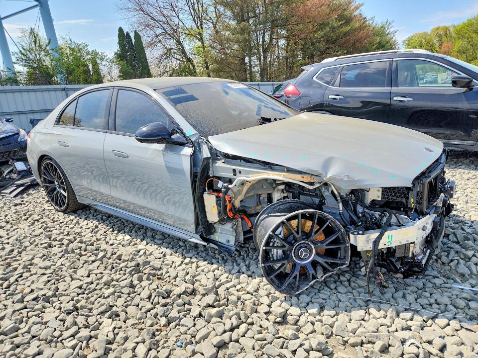 2026 Mercedes-benz E მანქანა იყიდება აუქციონზე, vin: W1KLF6DB6TA214148, აუქციონის ნომერი: 50764166