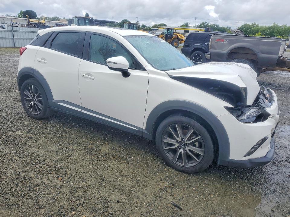50673496 :رقم المزاد ، JM1DKFD79H0166230 vin ، 2017 Mazda Cx-3 مزاد بيع