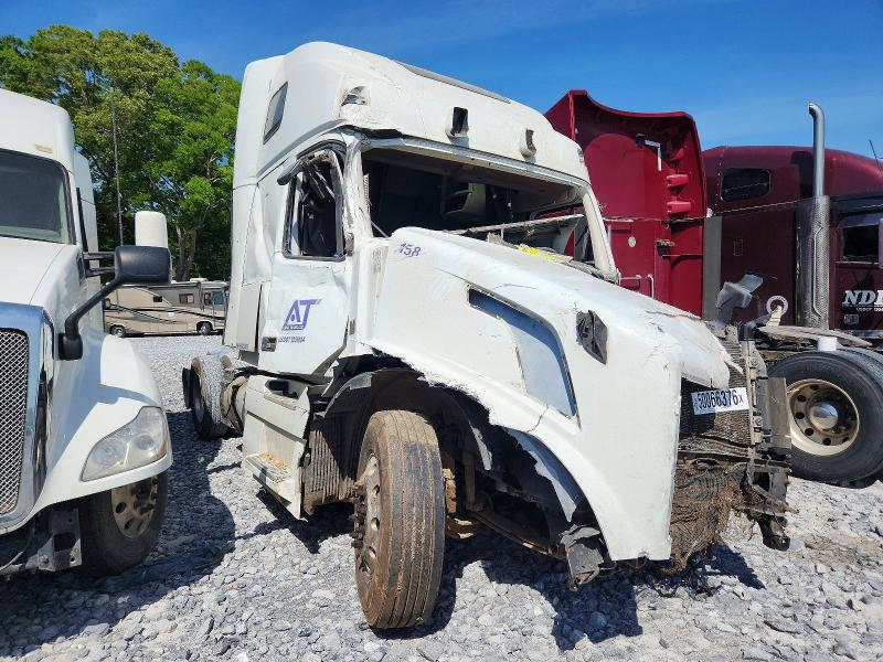 Продаж на аукціоні авто 2017 Volvo Vnl, vin: 4V4NC9EG1HN983359, номер лоту: 50066376