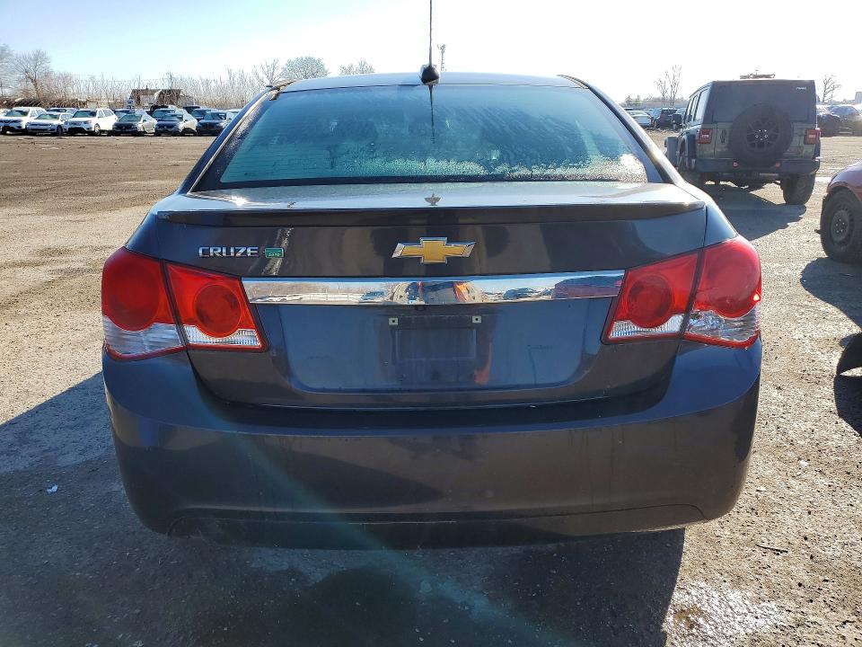 Продажа на аукционе авто 2015 Chevrolet Cruze, vin: 1G1P75SZ0F7194363, номер лота: 48740196