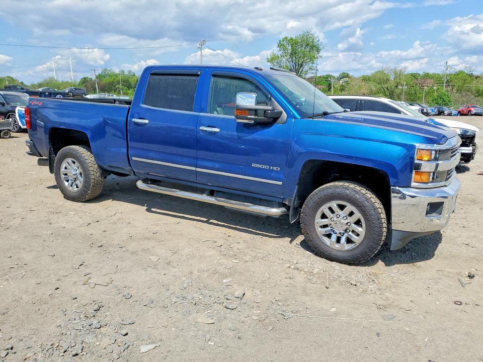 Продажа на аукционе авто 2018 Chevrolet Silverado, vin: 1GC1KWEY9JF179234, номер лота: 50133536