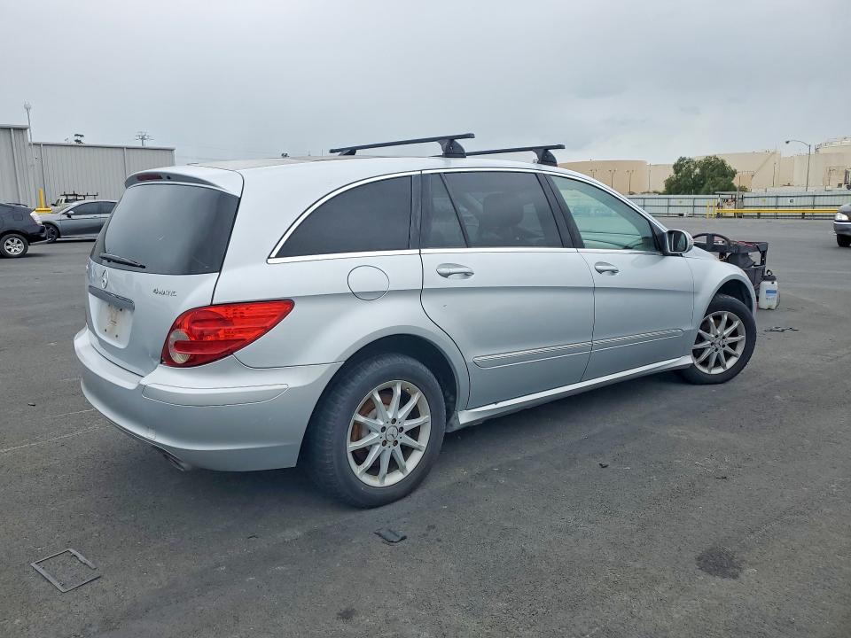 50702936 :رقم المزاد ، 4JGCB65E97A048255 vin ، 2007 Mercedes-benz R مزاد بيع