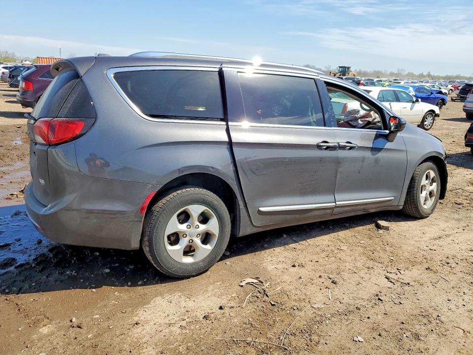 49867256 :رقم المزاد ، 2C4RC1EG9HR528907 vin ، 2017 Chrysler Pacifica مزاد بيع