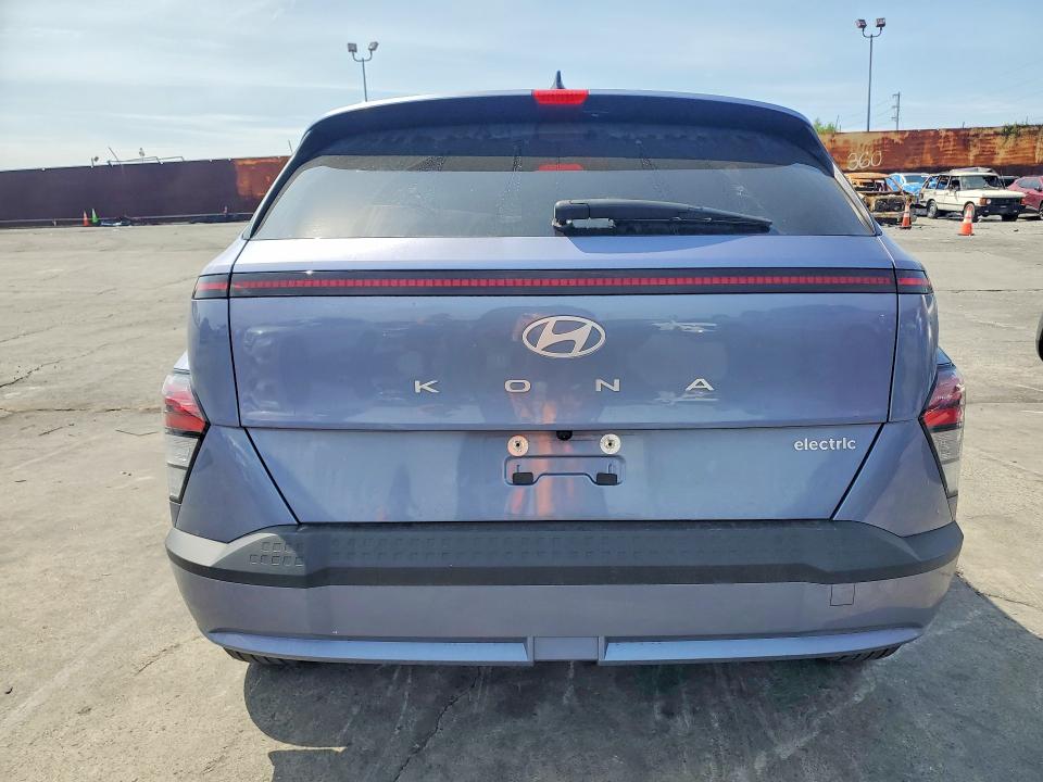 2025 Hyundai Kona მანქანა იყიდება აუქციონზე, vin: KM8HC3A68SU021717, აუქციონის ნომერი: 50213686