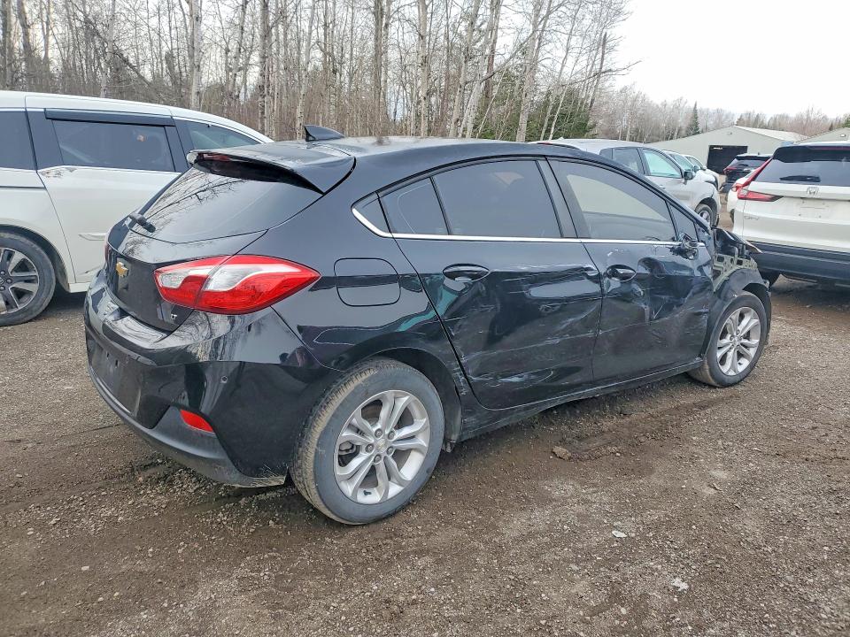 47510816 :رقم المزاد ، 3G1BE6SM6KS546853 vin ، 2019 Chevrolet Cruze مزاد بيع