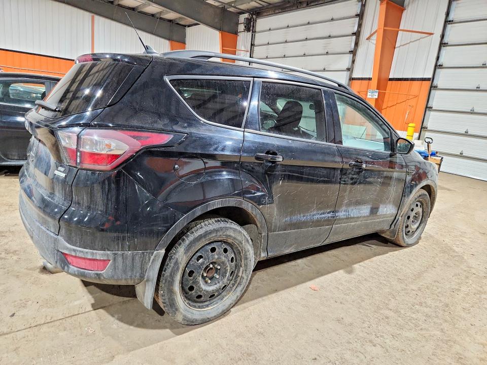 2018 Ford Escape მანქანა იყიდება აუქციონზე, vin: 1FMCU0GD1JUB64695, აუქციონის ნომერი: 49069986