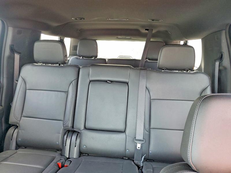 51106536 :رقم المزاد ، 1GNSKDKD1NR283397 vin ، 2022 Chevrolet Suburban مزاد بيع