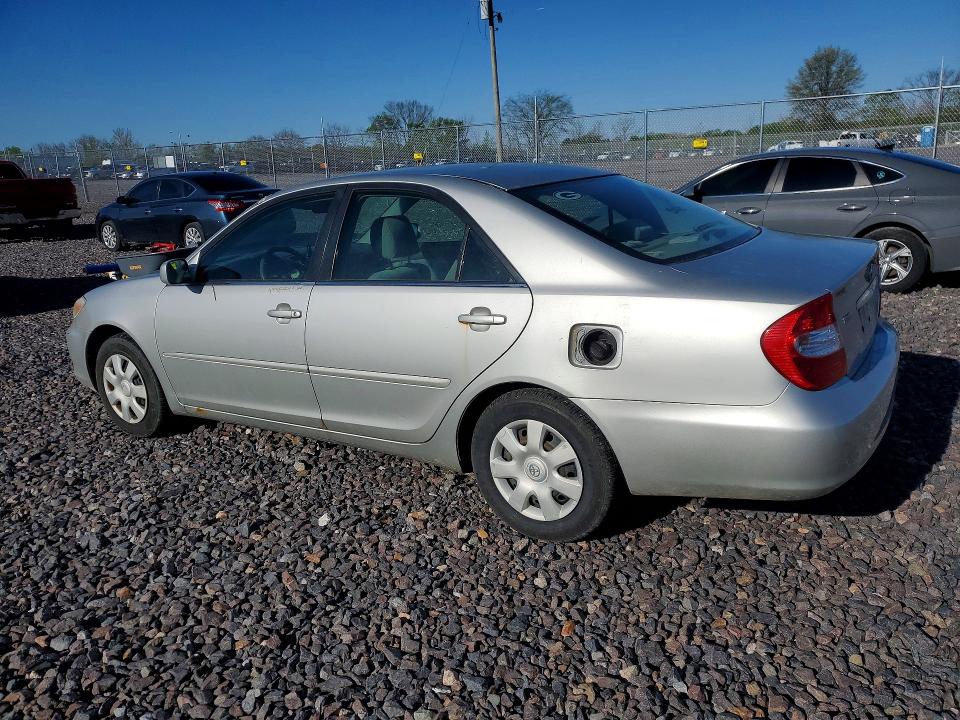50490846 :رقم المزاد ، 4T1BE32K33U737213 vin ، 2003 Toyota Camry مزاد بيع