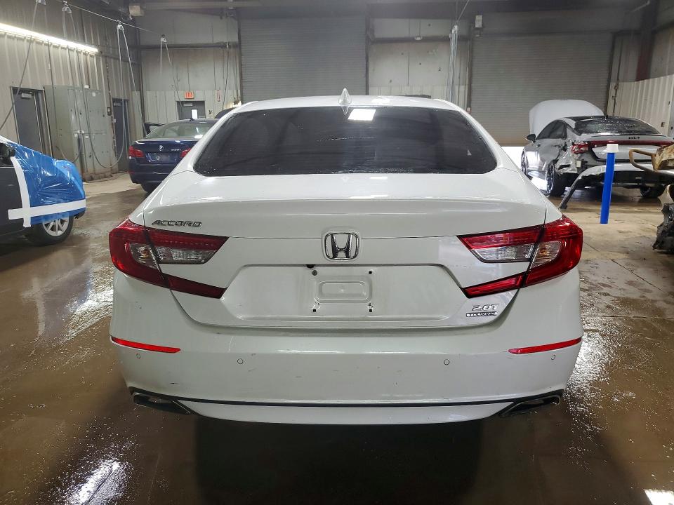 Продаж на аукціоні авто 2018 Honda Accord, vin: 1HGCV2F94JA050493, номер лоту: 51777656