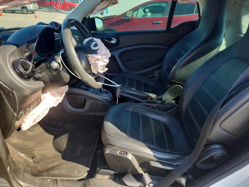 Продаж на аукціоні авто 2016 Smart Fortwo, vin: WMEFJ5DA5GK057642, номер лоту: 49142986