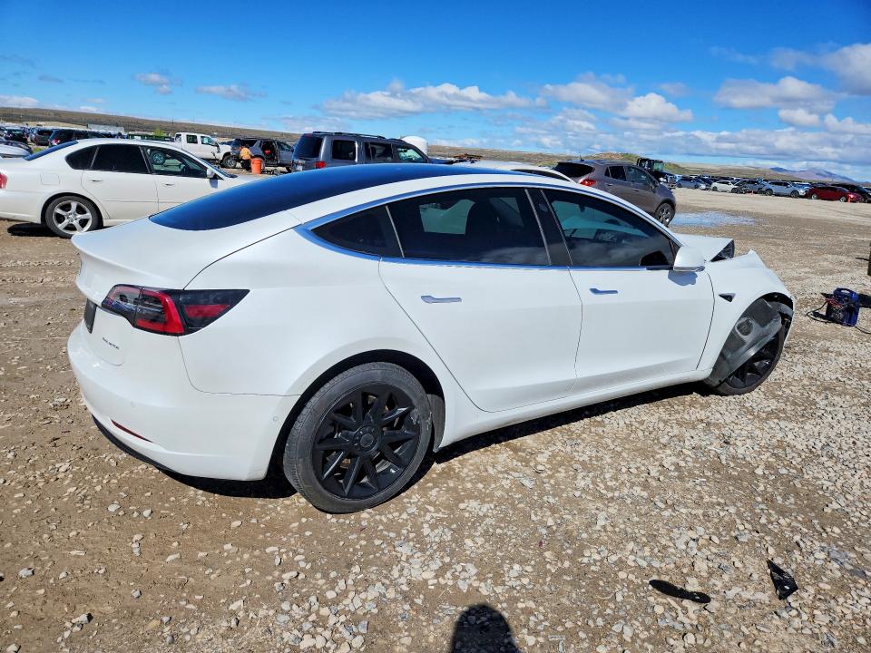 Продажа на аукционе авто 2019 Tesla Model 3, vin: 5YJ3E1EB1KF511168, номер лота: 48076346